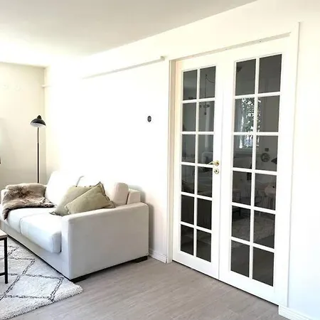 Apartment Idyllic Suite In The Heart Of Tammisaari *